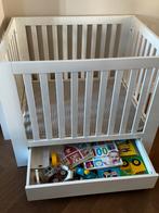 Gebruikte Box met Lade en Kleed, Ophalen, Gebruikt, Ledikant