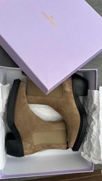 Copenhagen suède laarzen taupe maat 38 nieuw, Kleding | Dames, Schoenen, Ophalen of Verzenden, Nieuw, Bruin, Hoge laarzen
