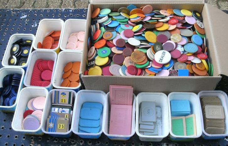 (21) . mega verzameling fiche - chips . plastiek - kunststof, Verzamelen, Complete verzamelingen en Collecties, Ophalen of Verzenden