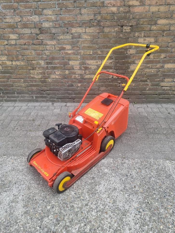 Wolf Garten motormaaier defect, Tuin en Terras, Grasmaaiers, Gebruikt, Benzine-grasmaaier, Cirkelmaaier, Opvangbak, Ophalen