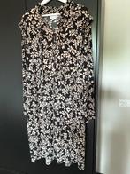 Yoek jurk maat 46-48 zwart met poederroze print, Kleding | Dames, Grote Maten, Verzenden, Zo goed als nieuw, Zwart, Jurk