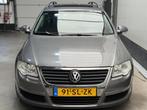 Volkswagen Passat Variant 2.0 TDI Sportline, Auto's, Volkswagen, Zwart, 4 cilinders, 1507 kg, Origineel Nederlands