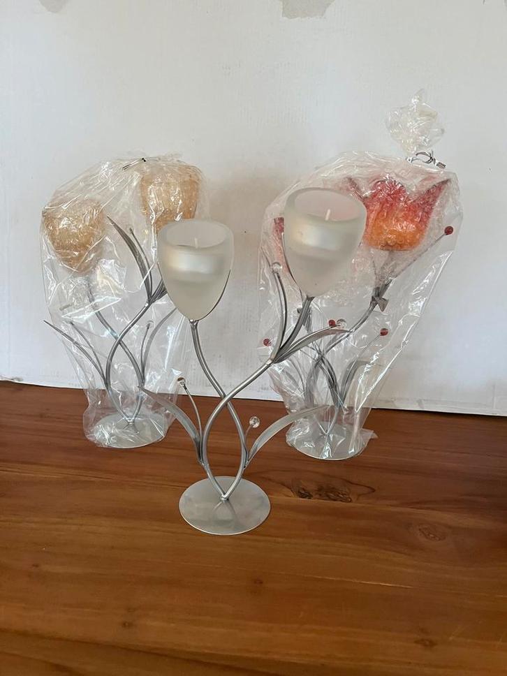 Tulpen kaarthouders, Huis en Inrichting, Woonaccessoires | Kandelaars en Kaarsen, Zo goed als nieuw, Minder dan 25 cm, Overige materialen