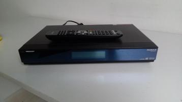  	Humax 5200 met afstandsbediening beschikbaar voor biedingen