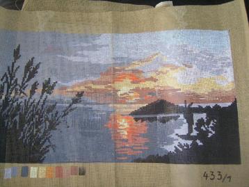 NIEUW stramien Zonsondergang in het water 433/9. Verkoop DMC beschikbaar voor biedingen