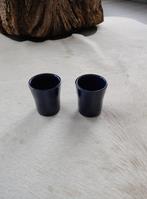 2 keramieken shot/espresso mokjes (kobalt), Huis en Inrichting, Keuken | Servies, Keramiek, Ophalen of Verzenden, Zo goed als nieuw
