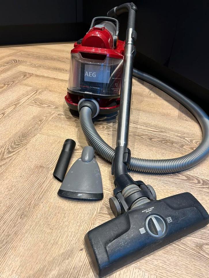 Stofzuiger AEG LX7 Animal | X Power (zonder zak), Witgoed en Apparatuur, Stofzuigers, Gebruikt, Stofzuiger, Reservoir, Ophalen