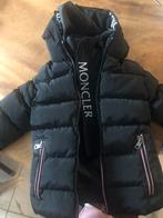 Moncler zwarte winterjas maat 98 nieuw, Nieuw, Moncler, Jongen of Meisje, Ophalen of Verzenden