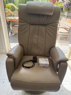 Prominent sta-op stoel 2 motorig, Ophalen, Gebruikt, Minder dan 75 cm, Leer