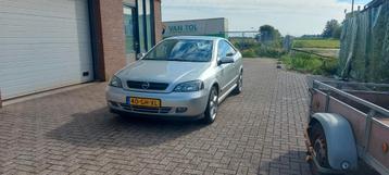 Opel Astra 2.2 16V Coupe 2000 Grijs beschikbaar voor biedingen