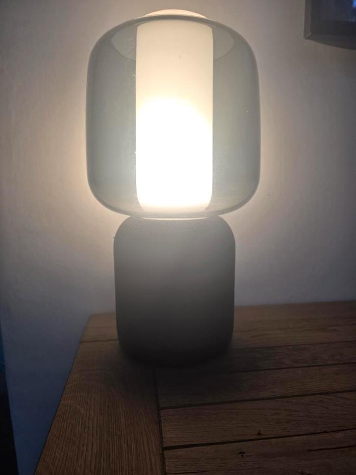 Sonos IKEA Symfonisk Lamp Speaker, Huis en Inrichting, Lampen | Tafellampen, Zo goed als nieuw, Minder dan 50 cm, Glas, Kunststof