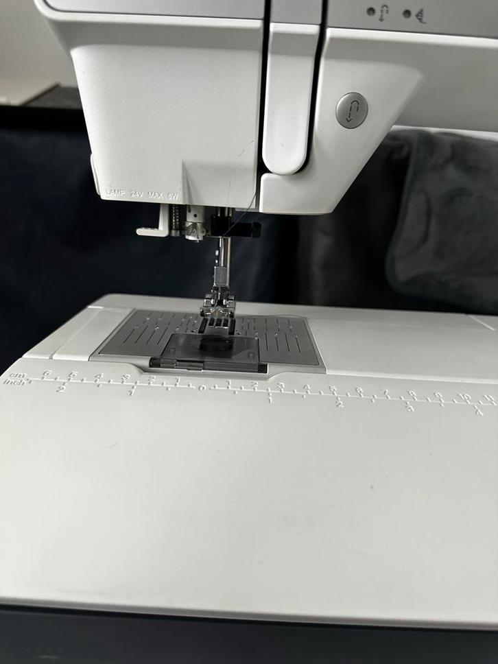 Pfaff Expression Quilt 4.0 - Topstaat!, Hobby en Vrije tijd, Naaimachines en Toebehoren, Zo goed als nieuw, Naaimachine, Pfaff