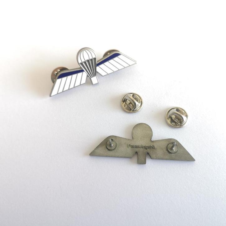 Miniatuur metalen parawing B gala, Verzamelen, Militaria | Algemeen, Landmacht, Lintje, Medaille of Wings, Nederland, Ophalen of Verzenden