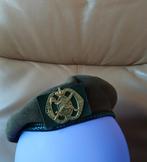 Baret met embleem Medische dienst, Ophalen of Verzenden, Landmacht, Nederland, Helm of Baret
