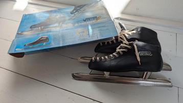 Viking schaatsen (hoge Noren) maat 44/45 beschikbaar voor biedingen