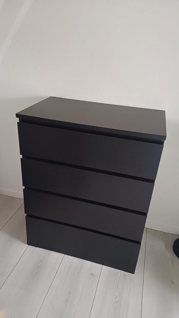 Ikea Malm ladekast - 4 lades - zo goed als nieuw, Huis en Inrichting, Kasten | Ladekasten, Ophalen