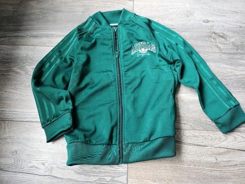 Adidas trainingspak, Kinderen en Baby's, Kinderkleding | Maat 122, Zo goed als nieuw, Jongen of Meisje, Sport- of Zwemkleding