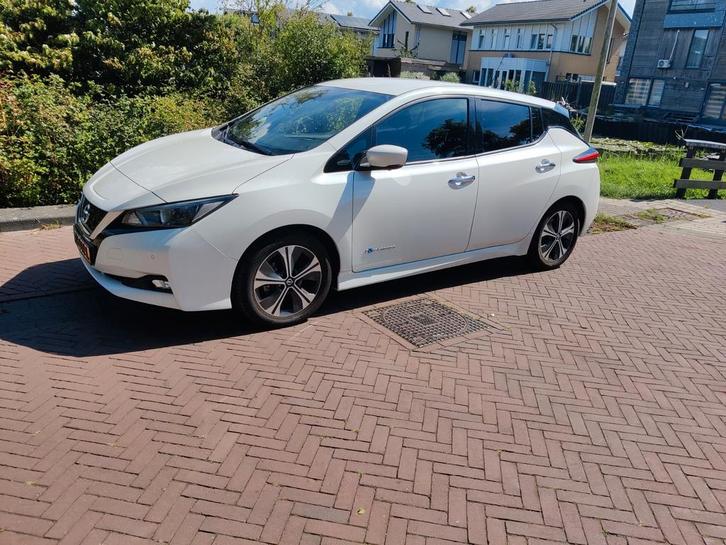Topconditie Nissan Leaf N-Connecta 40kWh 2019, Auto's, Nissan, Particulier, Leaf, 360° camera, ABS, Achteruitrijcamera, Adaptieve lichten