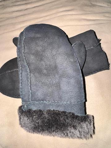 Zwarte Lammy Wanten - Warm & Behaaglijk beschikbaar voor biedingen