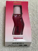 Gisou honey infused lip oil 8ml cherry on the cake ltd gloss, Ophalen, Zo goed als nieuw, Roze, Handen en Nagels
