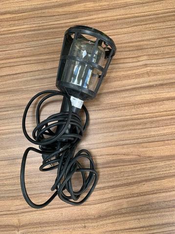 Looplamp beschikbaar voor biedingen