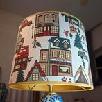 Handgemaakte lampenkap Kerst 25 cm doorsnede, Huis en Inrichting, Lampen | Tafellampen, Ophalen of Verzenden, Zo goed als nieuw