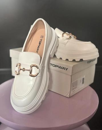 Laatste 10 paren partij rest meerdere maten nieuw beschikbaar voor biedingen