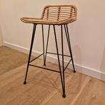 2 Rotan Barkrukken met Metalen Poten - Zithoogte 65cm, Huis en Inrichting, Ophalen, Metaal, Met voetsteun, 60 tot 90 cm