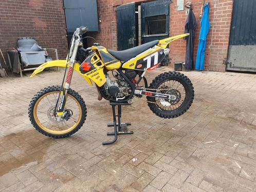 Suzuki rm 80 2001, Fietsen en Brommers, Brommers | Crossbrommers, Zo goed als nieuw, Suzuki, Ophalen