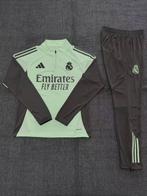 Real Madrid kids trainingspak 2025-2026, Sport en Fitness, Voetbal, Maat XS of kleiner, Ophalen of Verzenden, Nieuw, Trainingspak