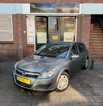 Opel Astra 1.6 16V 5D 77KW 2005 Airco/Nieuwe APK/Boekjes beschikbaar voor biedingen