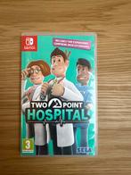 Two Point Hospital - Nintendo Switch, Spelcomputers en Games, Games | Nintendo Switch, 1 speler, Ophalen of Verzenden, Zo goed als nieuw