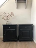 2 houten nachtkastjes mat zwart met laatje, Minder dan 45 cm, Verzenden, 55 tot 70 cm, Zo goed als nieuw