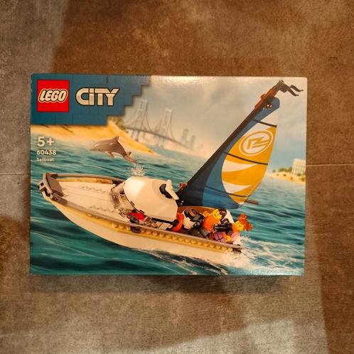 LEGO City 60438 – Zeilboot (nieuw in doos), Kinderen en Baby's, Speelgoed | Duplo en Lego, Nieuw, Lego, Complete set, Ophalen of Verzenden