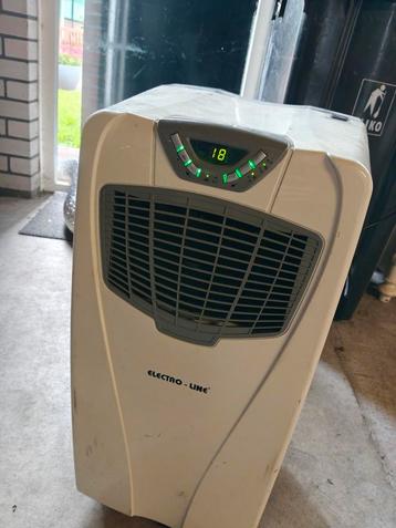 Mobiele airco met lange afvoerslang beschikbaar voor biedingen