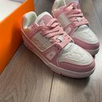 Louis vuitton schoenen, Kleding | Dames, Schoenen, Verzenden, Louis Vuitton, Roze, Sneakers of Gympen
