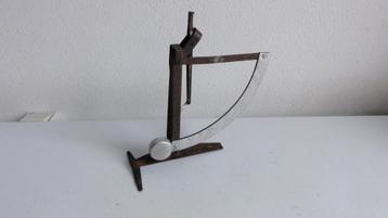 Weegschaaltje, brievenweegschaaltje, 2 stuks antiek beschikbaar voor biedingen