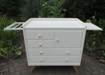 Vintage commode met uitschuifbaar plankje + rekje, Ophalen, 50 tot 70 cm, Voetruimte, 90 tot 105 cm