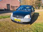 Toyota Yaris 1.0 16V Vvti 5DR SOL 2001 Zwart, Auto's, Toyota, Voorwielaandrijving, 4 cilinders, 400 kg, Origineel Nederlands