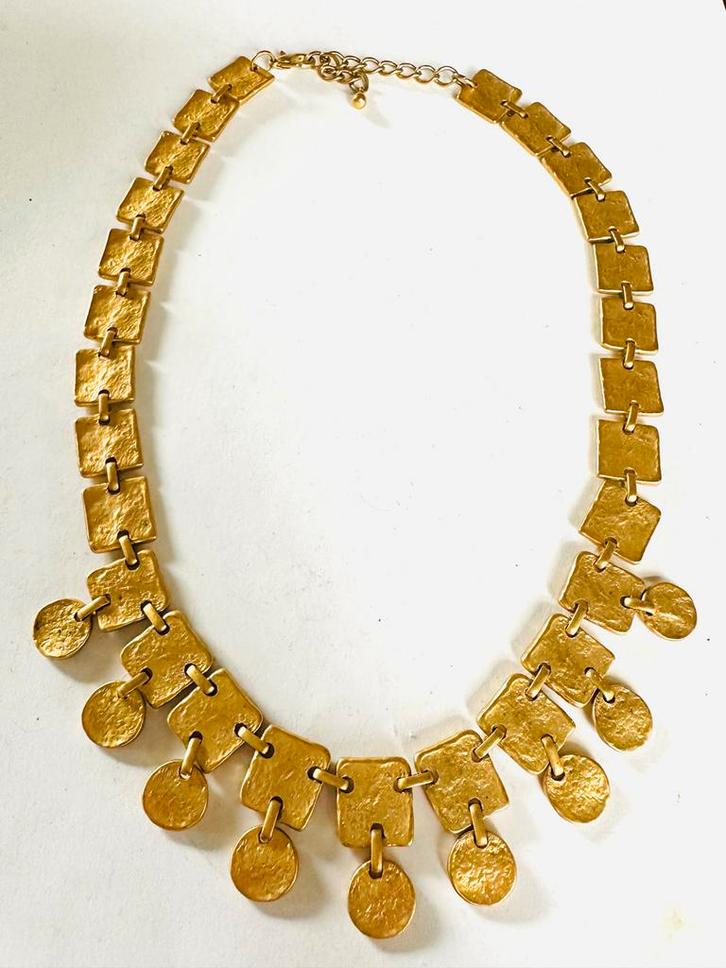 Vintage mat goudkleurig metalen Frans collier, Sieraden, Tassen en Uiterlijk, Kettingen, Zo goed als nieuw, Overige materialen