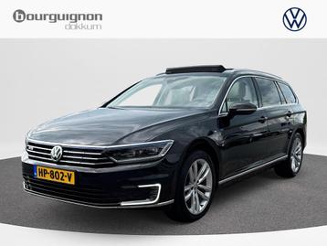 Volkswagen Passat Variant 1.4 TSI GTE Highline | Pano Dak |  beschikbaar voor biedingen