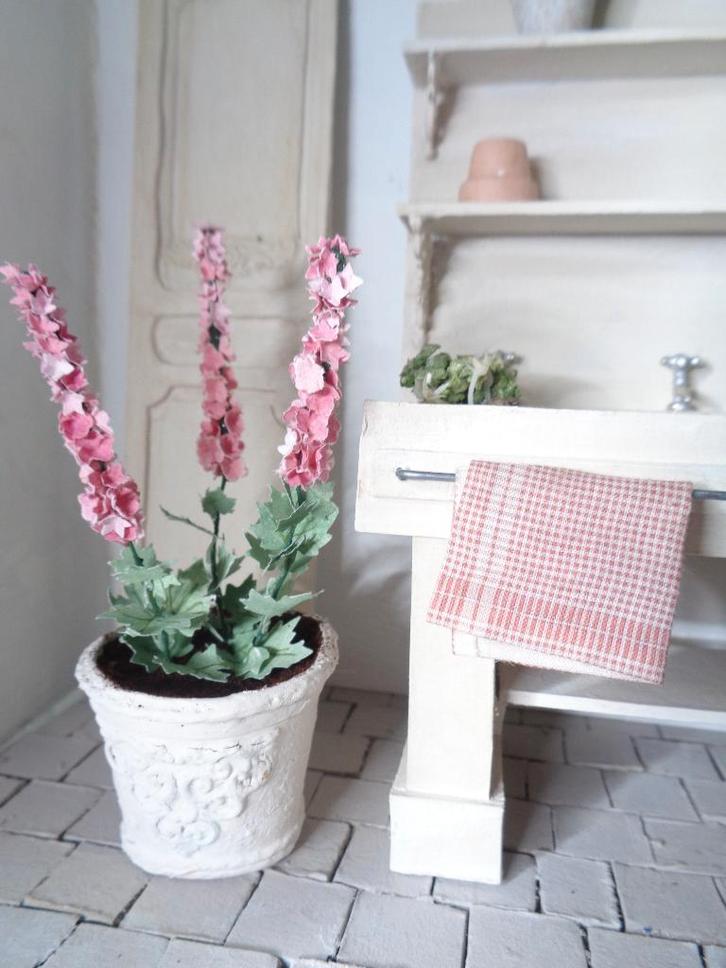 Mooie roze ridderspoor,,, Poppenhuis 1:12 ( nr Br113)*, Verzamelen, Poppenhuizen en Toebehoren, Nieuw, Poppenhuis, Ophalen of Verzenden