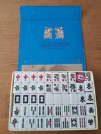 Mahjong Mahjongg - blauwe doos - kunststof stenen geel wit, Hobby en Vrije tijd, Gezelschapsspellen | Bordspellen, Ophalen of Verzenden