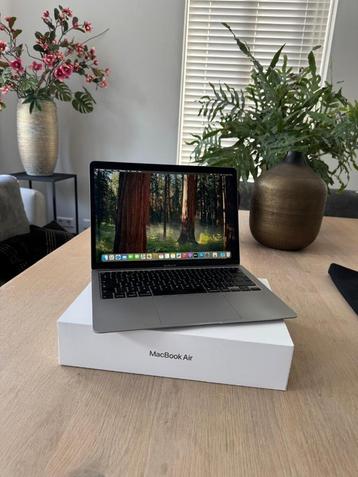 macbook air, April 2020, 13,3 inch, i7 1,2GHz, 16GB, 512TB beschikbaar voor biedingen