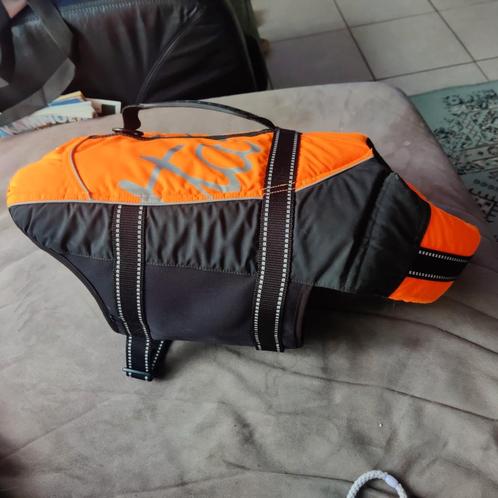 Ruilen: Hurtta zwemvest 20-40kg tegen zwemvest hond  13 kg, Dieren en Toebehoren, Hondenkleding, Zo goed als nieuw, Ophalen