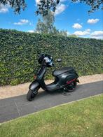 Vespa Sprint full options mat zwart, Fietsen en Brommers, Scooters | Vespa, Ophalen, Zo goed als nieuw