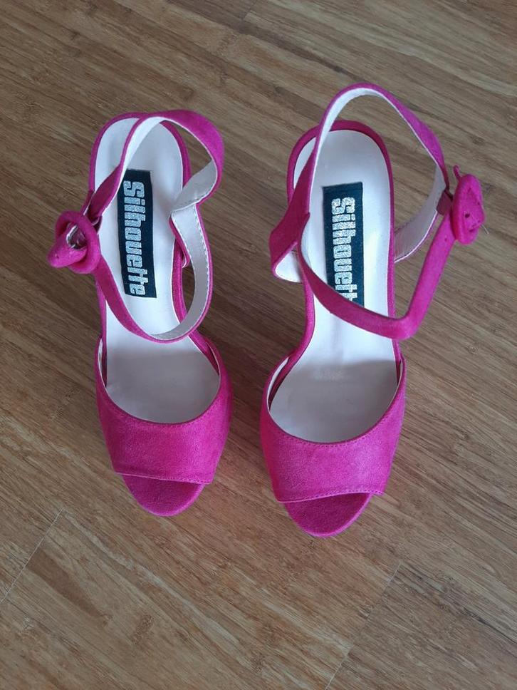 Roze Hakken van Silhouette - Maat 37, Kleding | Dames, Schoenen, Nieuw, Schoenen met hoge hakken, Roze, Ophalen of Verzenden