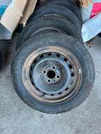 Renault Twingo Winterbanden Continental Tyfoon, Auto-onderdelen, Banden en Velgen, Ophalen, 14 inch, Gebruikt, 175 mm