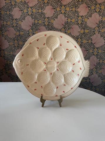 Antiek Majolica Art Deco Oesterschaal uit circa 1935 beschikbaar voor biedingen