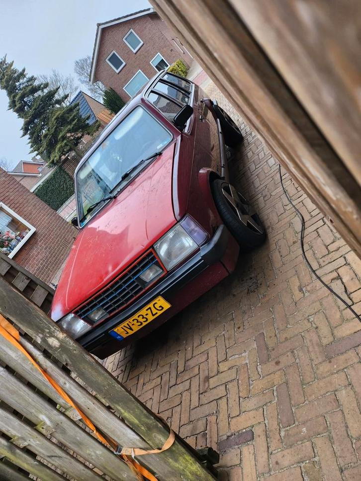 Opel Kadett 1.3 S Caravan 1983 Rood, Auto's, Opel, Particulier, Kadett, LPG, Stationwagon, Handgeschakeld, Origineel Nederlands